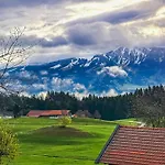 Hotel Bergstaetter Hof *